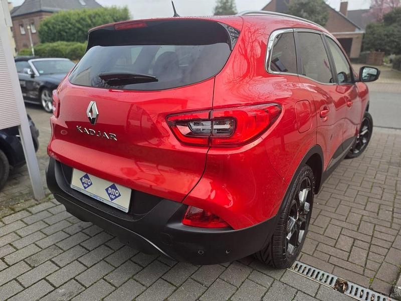 Używany Renault Kadjar Crossborder 131 KM (96 kW) 2017 Czerwony SUV