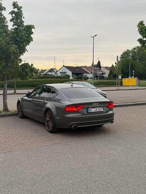 Gebraucht 2011 Audi A7 Comfort Kleinwagen | 13.000 € (Guter Preis) - Bild 1/4