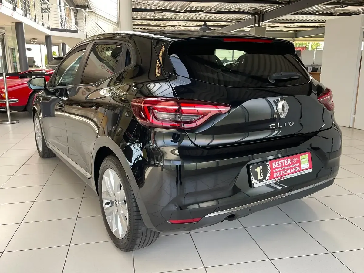 Gebraucht Renault Clio V Experience 101 PS (74 kW) 2020 Sternenschwarz Limousine