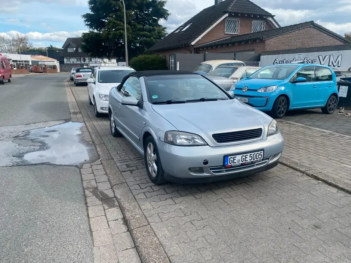 Gebraucht Opel Astra 147 PS (108 kW) 2004 Grau Cabrio