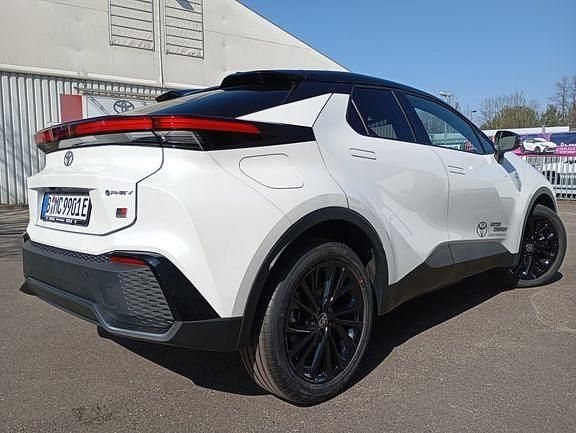 Gebraucht Toyota C-HR Sport 223 PS (164 kW) 2024 Platinum white pearl / black SUV