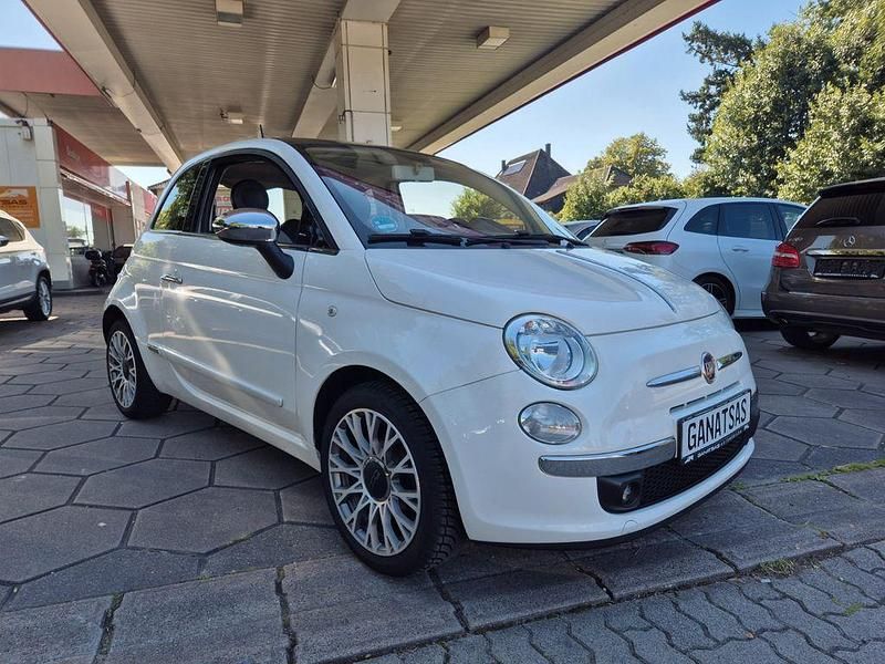 Weiß Gebraucht 2013 Fiat 500 Lounge Kleinwagen | 5.800 € (Fairer Preis) - Bild 1/4