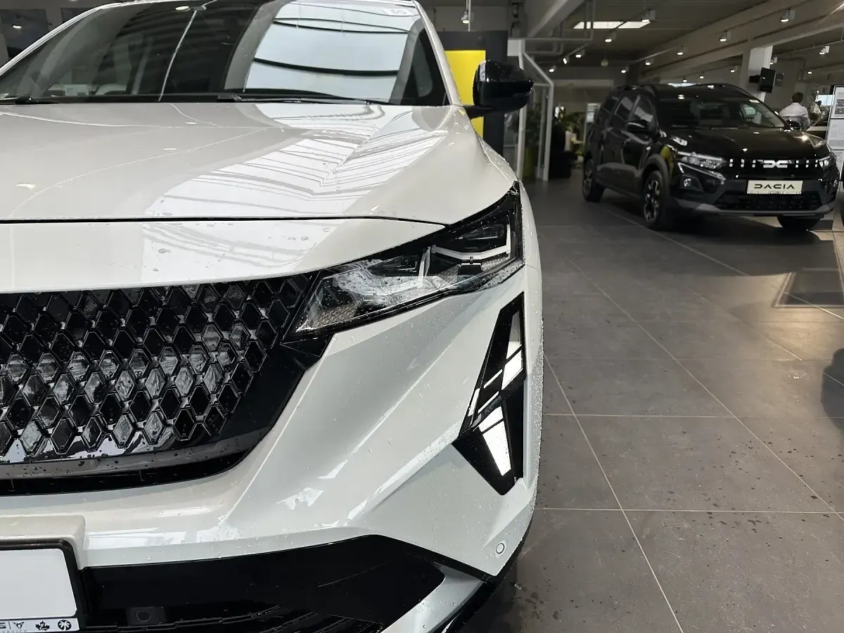 Neu Renault Rafale Techno 200 PS (147 kW) 2025 SUV