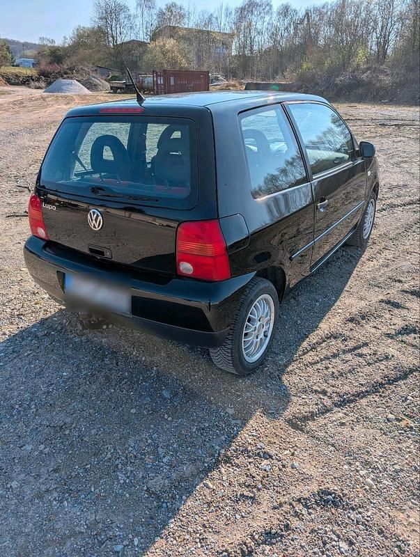 Gebraucht VW Lupo 60 PS (44 kW) 2001 Schwarz Kleinwagen