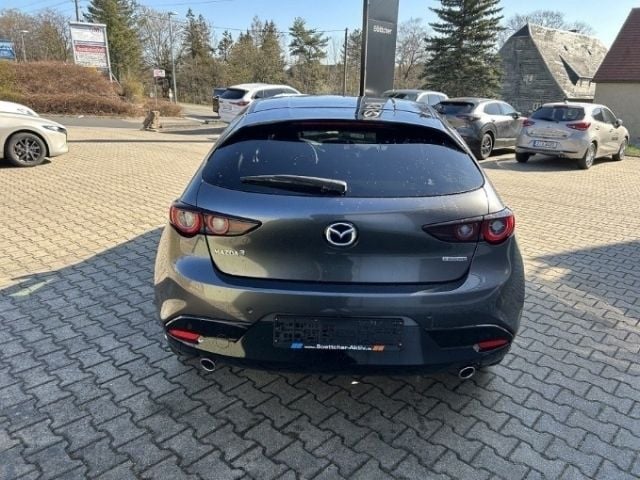 Neu Mazda 3 140 PS (102 kW) 2025 Grau Limousine