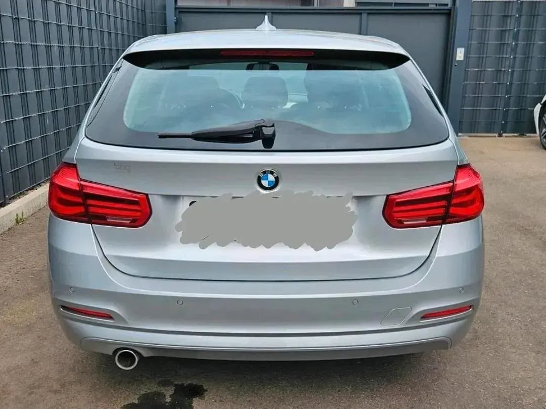 Gebraucht BMW 318 150 PS (110 kW) 2016 Silber Kombi
