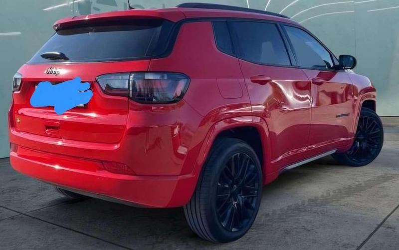 Gebraucht Jeep Compass 131 PS (96 kW) 2022 Rot SUV