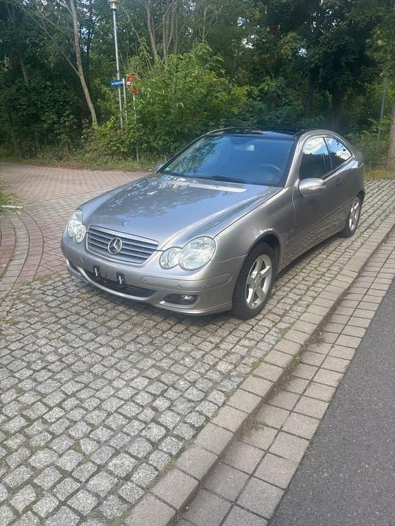 Beige Gebraucht 2000 Mercedes C180 Coupé | 1.600 € (Guter Preis) - Bild 1/4
