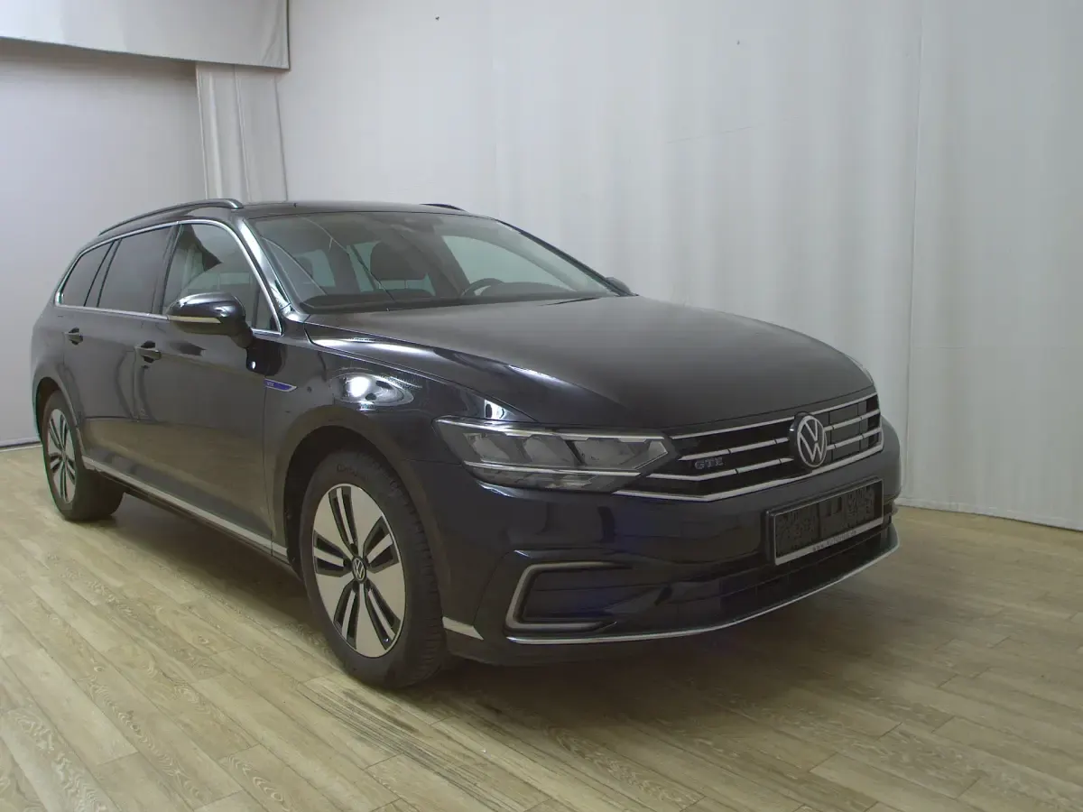 Używany VW Passat GTE 218 KM (160 kW) 2020 Czarny Kombi