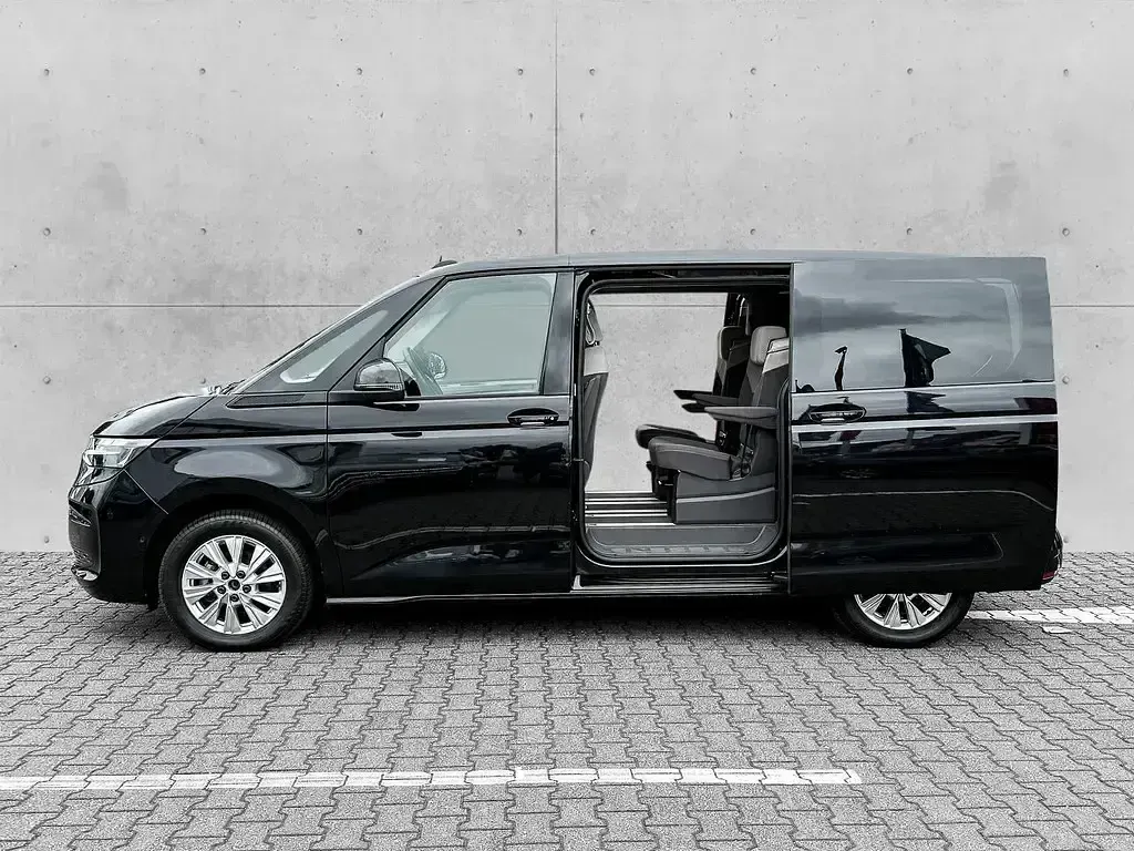 Gebraucht VW Multivan 150 PS (110 kW) 2025 Schwarz Van / Kleinbus