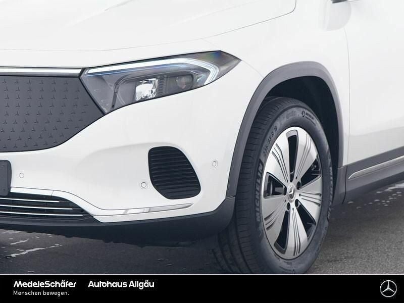 Gebraucht Mercedes EQA250 Progressive 150 kW (204 PS) 2025 Unilack polarweiß SUV