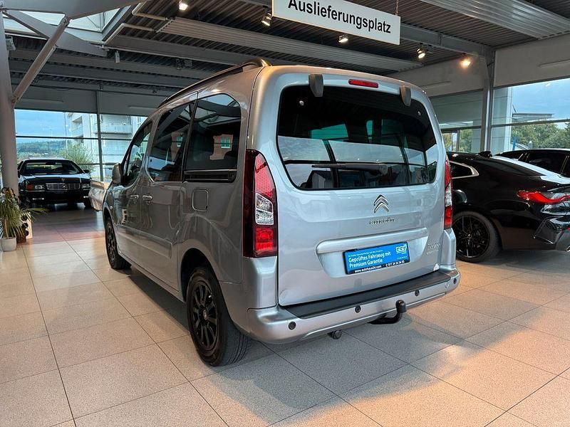 Gebraucht Citroën Berlingo Shine 110 PS (80 kW) 2018 Grau Van / Kleinbus