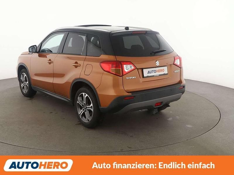 Gebraucht Suzuki Vitara Comfort 120 PS (88 kW) 2015 Orange SUV