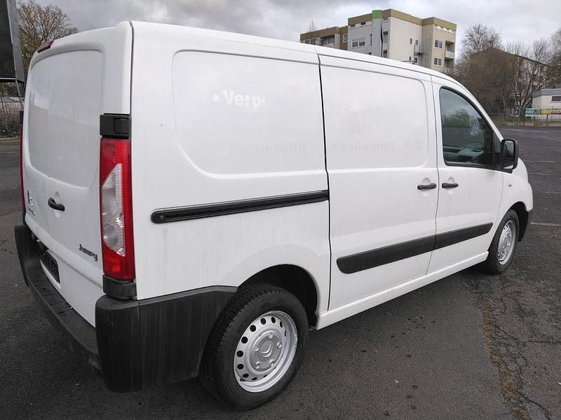 Gebraucht Citroën Jumpy 90 PS (66 kW) 2016 Weiß Van / Kleinbus