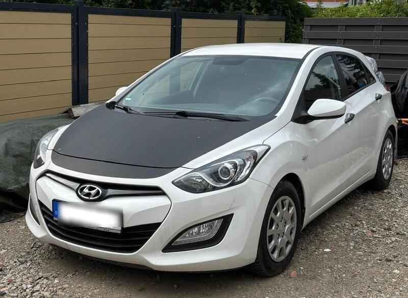 Weiß Gebraucht 2013 Hyundai i30 Classic Kombi | 6.800 € (Fairer Preis) - Bild 1/2