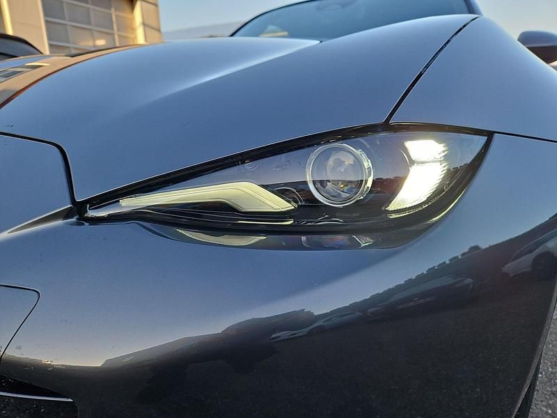 Neu Mazda MX5 Exclusive-Line 150 PS (110 kW) 2026 Grau Cabrio