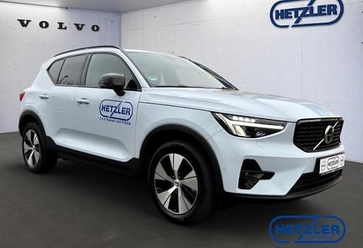 Gebraucht Volvo XC40 Plus 211 PS (155 kW) 2024 Blau SUV