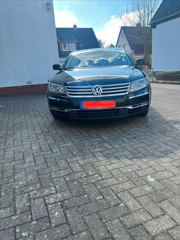 Second-hand VW Phaeton 239 CP (175 kW) 2011 Negru Berlinǎ