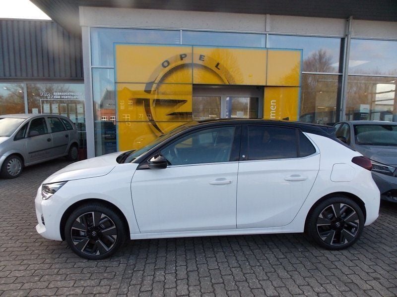 Lack weiss banquise/typ aussenverkleidung spiegel flach standard Neu 2024 Opel Corsa-e GS Line Kleinwagen | 34.990 € - Bild 1/4