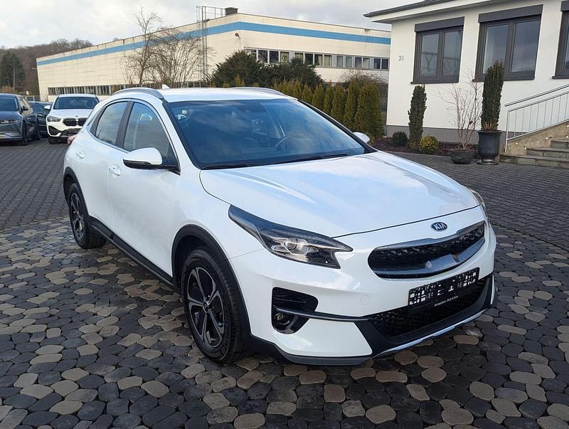 Gebraucht Kia XCeed Vision 141 PS (103 kW) 2021 Weiß SUV