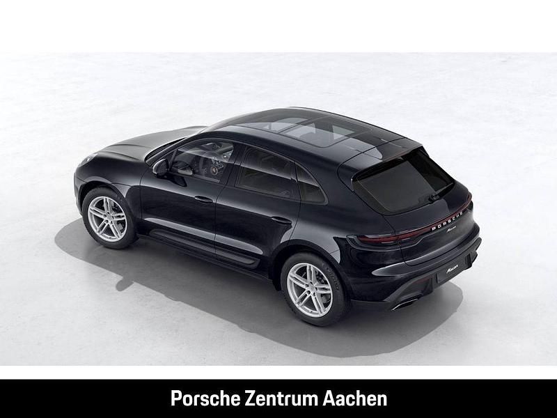 Gebraucht Porsche Macan 265 PS (194 kW) 2024 Schwarz SUV