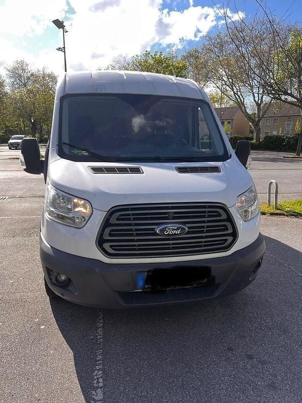 Usado Ford Transit 131 HP (96 kW) 2018 Branco Monovolume