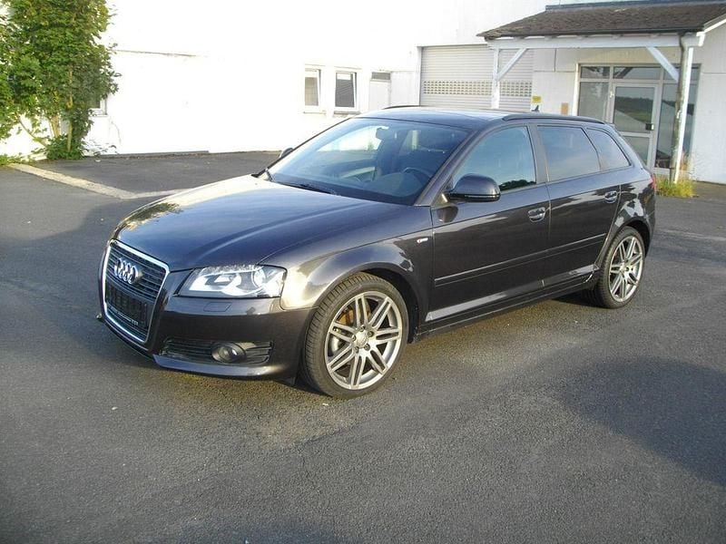 Braun Gebraucht 2008 Audi A3 Sportback S-Line Limousine | 3.250 € (Superpreis) - Bild 1/4