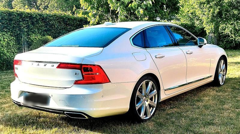 Gebraucht Volvo S90 190 PS (139 kW) 2016 Weiß Limousine