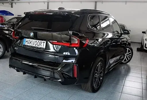 Gebraucht BMW X1 Luxury Line 136 PS (100 kW) 2026 Schwarz SUV