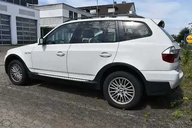 Gebraucht BMW 120 Comfort Edition 218 PS (160 kW) 2007 Andere Kleinwagen