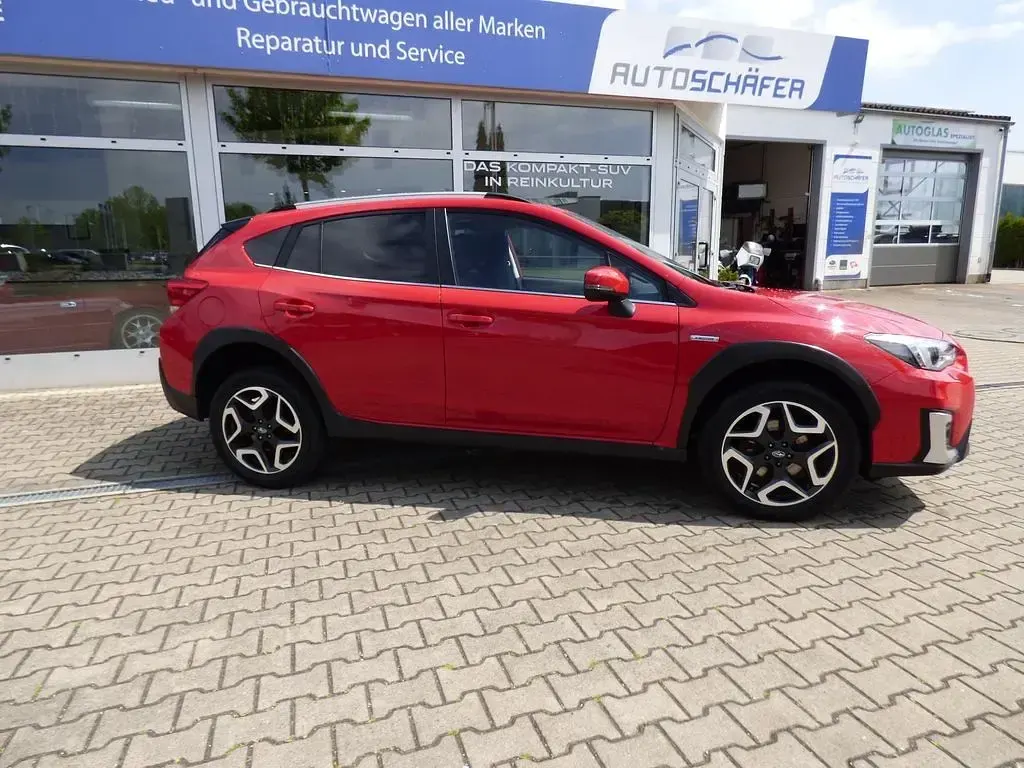 Second-hand Subaru XV Active 150 CP (110 kW) 2021 Roșu SUV