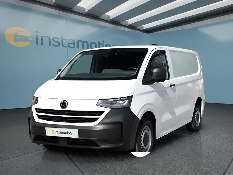 Nouă VW Multivan 150 CP (110 kW) 2025 Albastru Monovolum