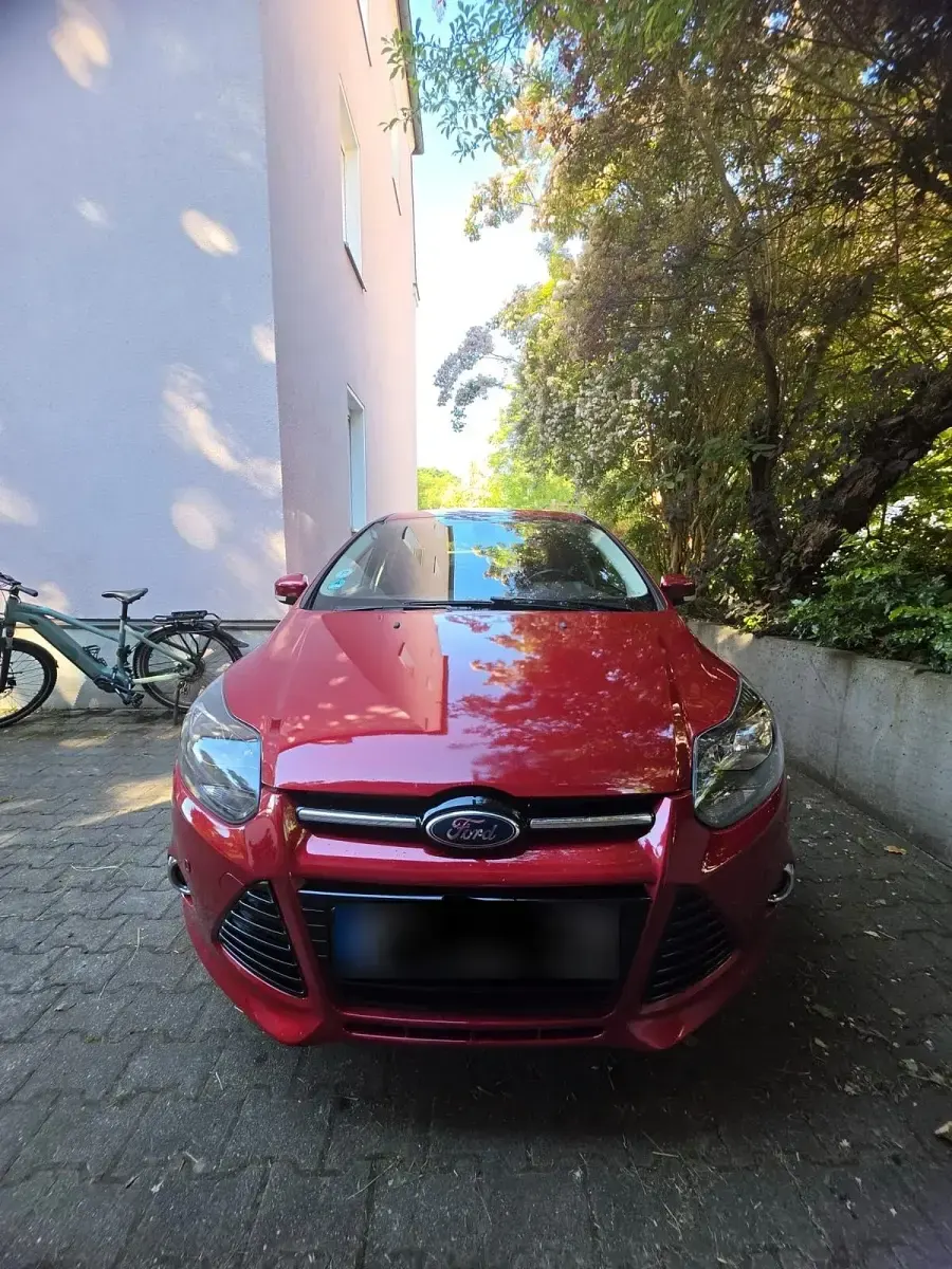Gebraucht Ford Focus 125 PS (91 kW) 2012 Limousine