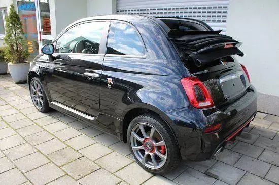 Gebraucht Abarth 595 145 PS (106 kW) 2018 Schwarz Cabrio