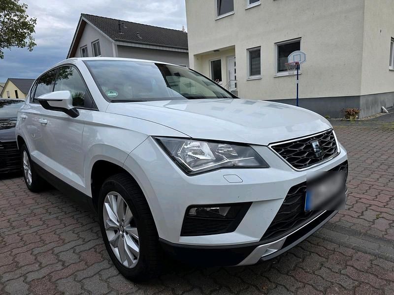 Weiß Gebraucht 2017 Seat Ateca Style SUV | 14.100 € (Superpreis) - Bild 1/4