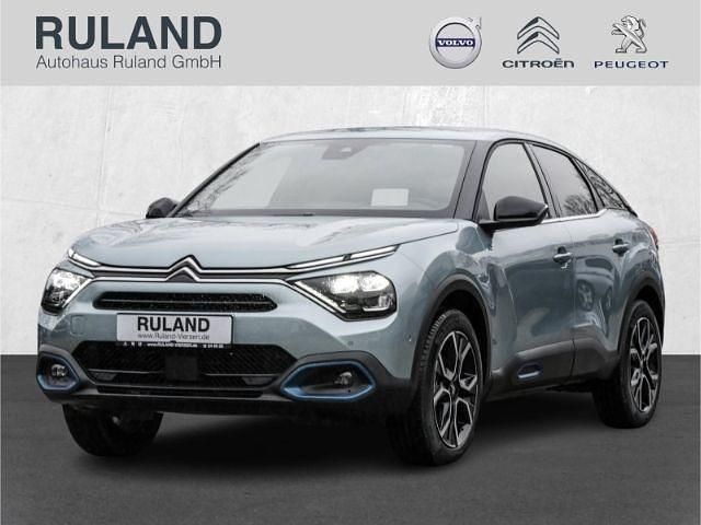 Lackierung olbia blau/typ auss Gebraucht 2024 Citroën e-C4 Shine Limousine | 25.990 € (Etwas zu teuer) - Bild 1/4