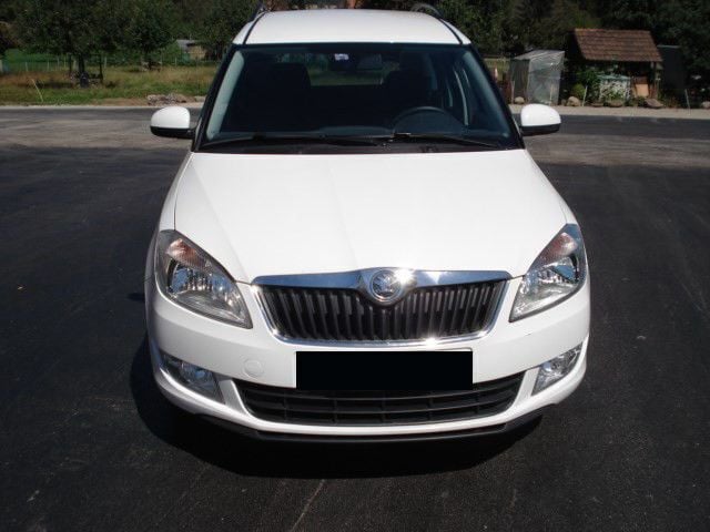 Gebraucht Skoda Roomster Fresh 105 PS (77 kW) 2014 Weiß metallic Van / Kleinbus