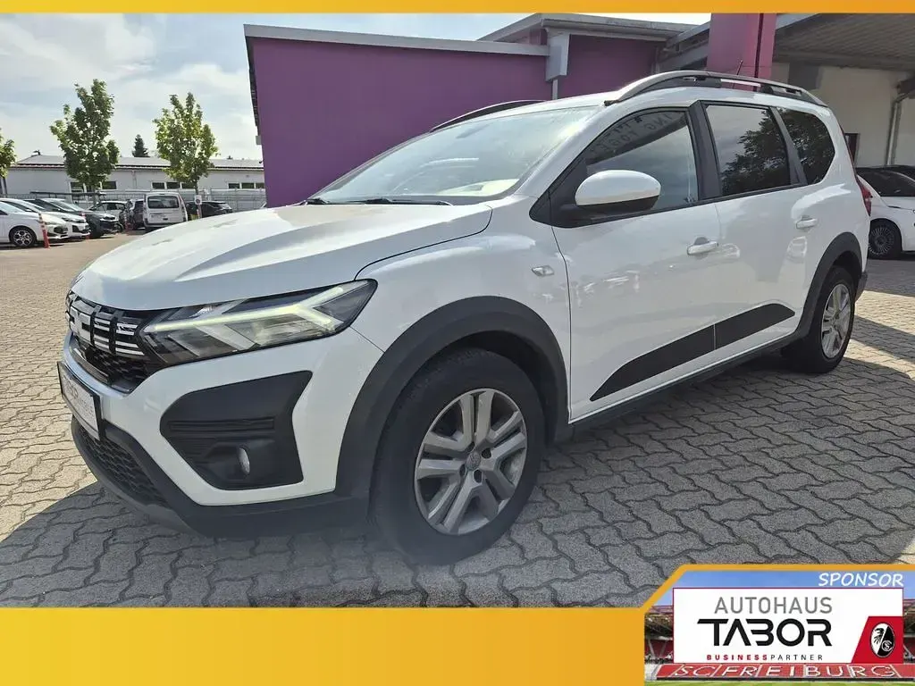 Gebraucht Dacia Jogger Expression 101 PS (74 kW) 2023 Weiss Van / Kleinbus