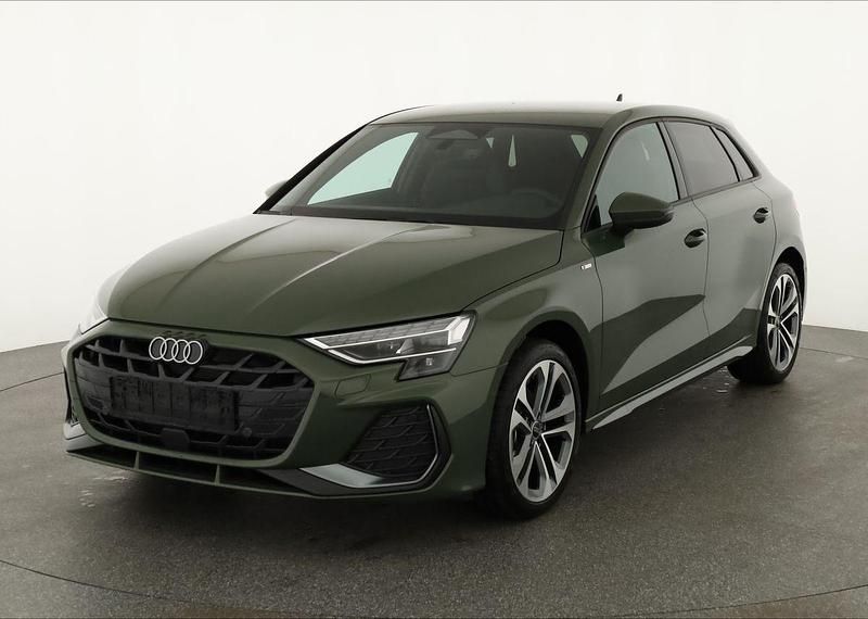 Neu Audi A3 S-Line 2025 Distrikt grün metallic