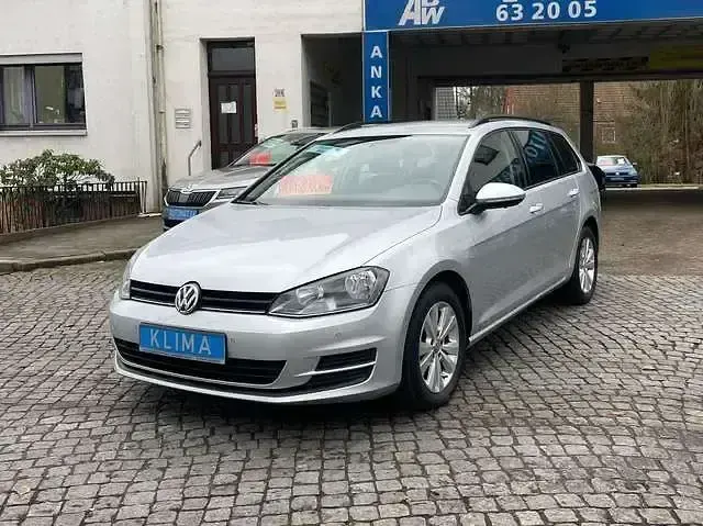 Gebraucht VW Golf VII Trendline 105 PS (77 kW) 2014 Reflexsilber metallic Kombi