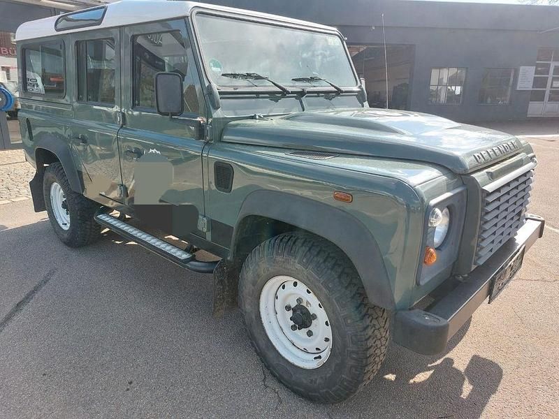 Gebraucht Land Rover Defender 122 PS (89 kW) 2014 Grün Kombi