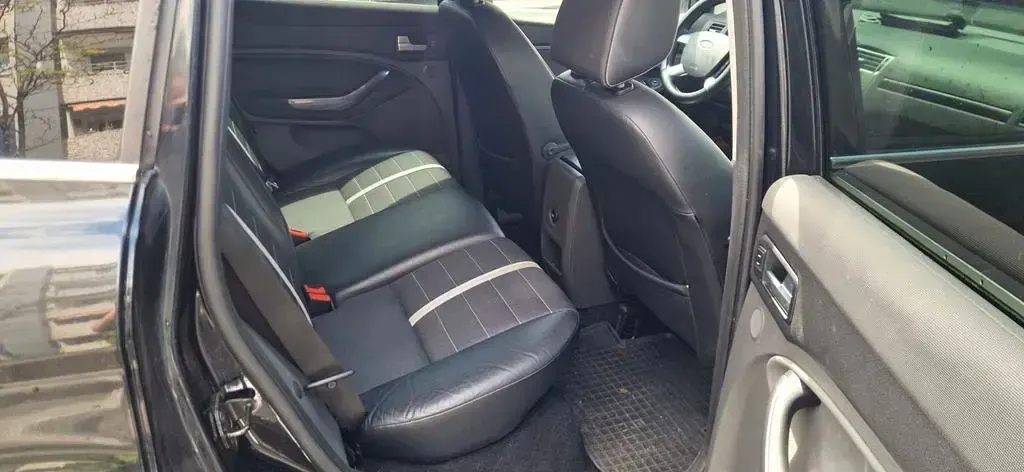 Gebraucht Ford Kuga Titanium 140 PS (102 kW) 2011 Schwarz SUV