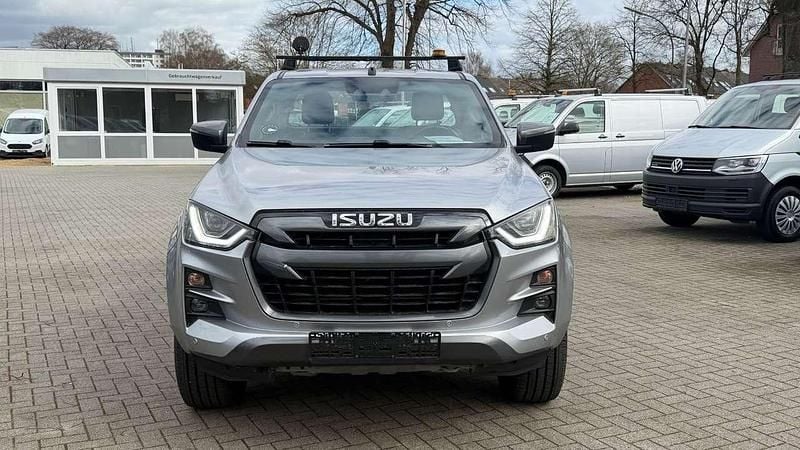 Gebraucht Isuzu D-Max 163 PS (119 kW) 2022 Grau SUV