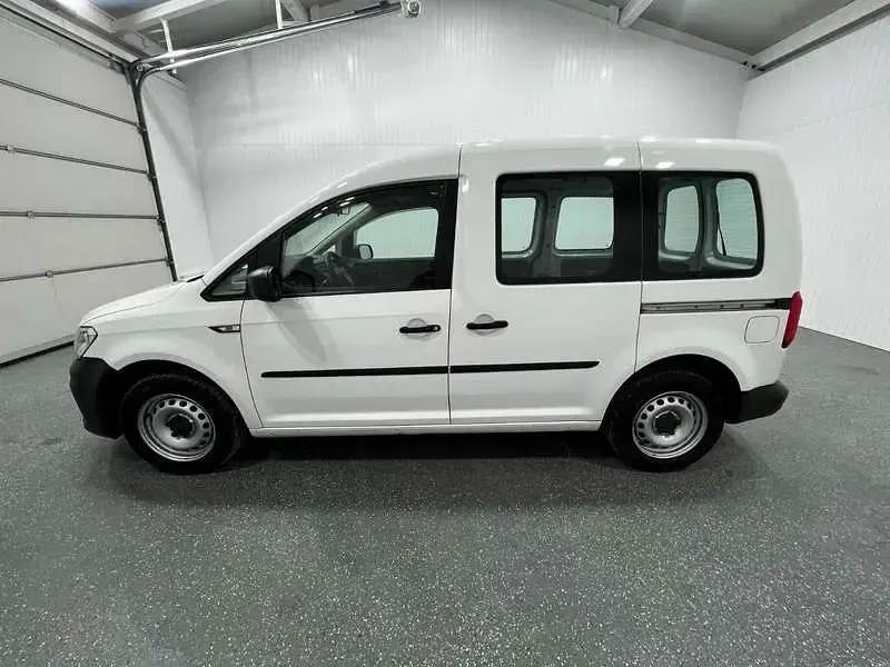 Gebraucht VW Caddy 75 PS (55 kW) 2020 Weiß Van / Kleinbus