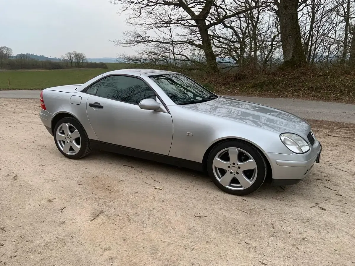 Gebraucht Mercedes SLK200 136 PS (100 kW) 1999 Silber Cabrio