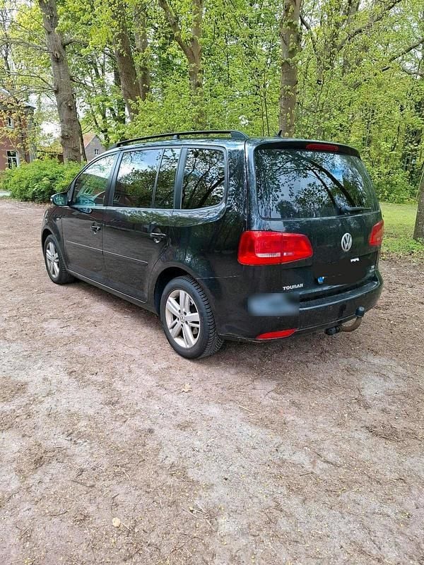 Gebraucht VW Touran 105 PS (77 kW) 2012 Schwarz Van / Kleinbus