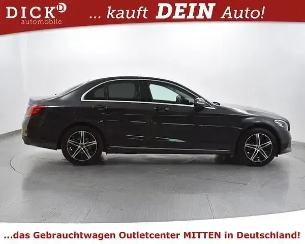 Gebraucht Mercedes 200 160 PS (117 kW) 2021 Andere Limousine