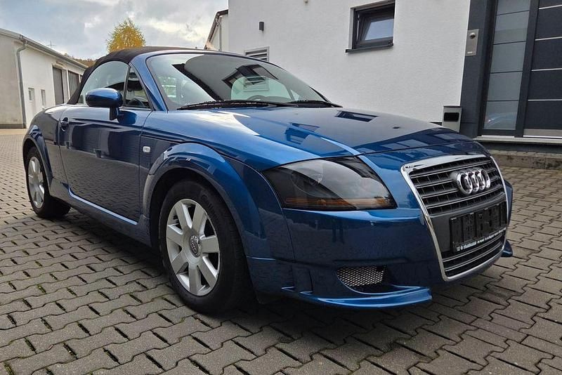 Blau Gebraucht 2006 Audi TT Roadster Sport Cabrio | 8.999 € (Fairer Preis) - Bild 1/4