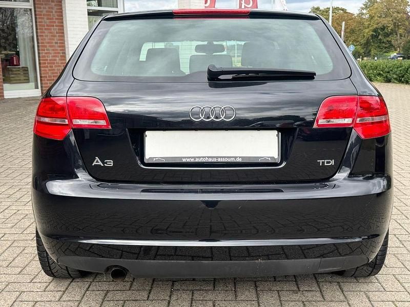Gebraucht Audi A3 Ambiente 105 PS (77 kW) 2010 Schwarz Limousine