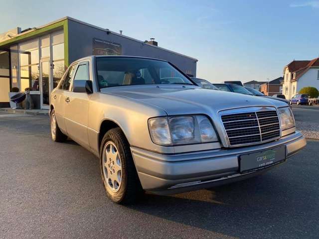 124 мерседес e280